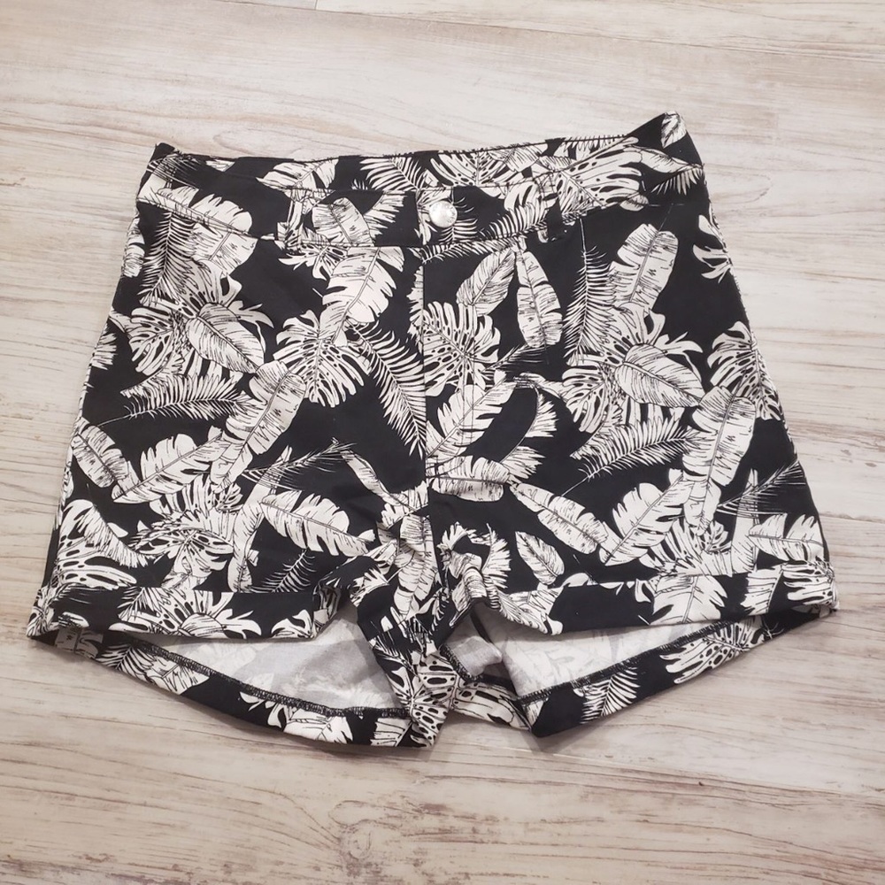 Black and White Leaf Patterned Shorts